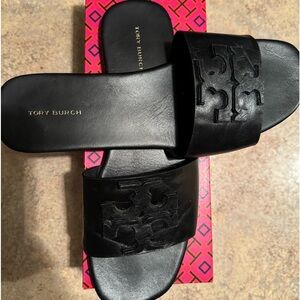 Tory. Burch Ines Slides size 9.5